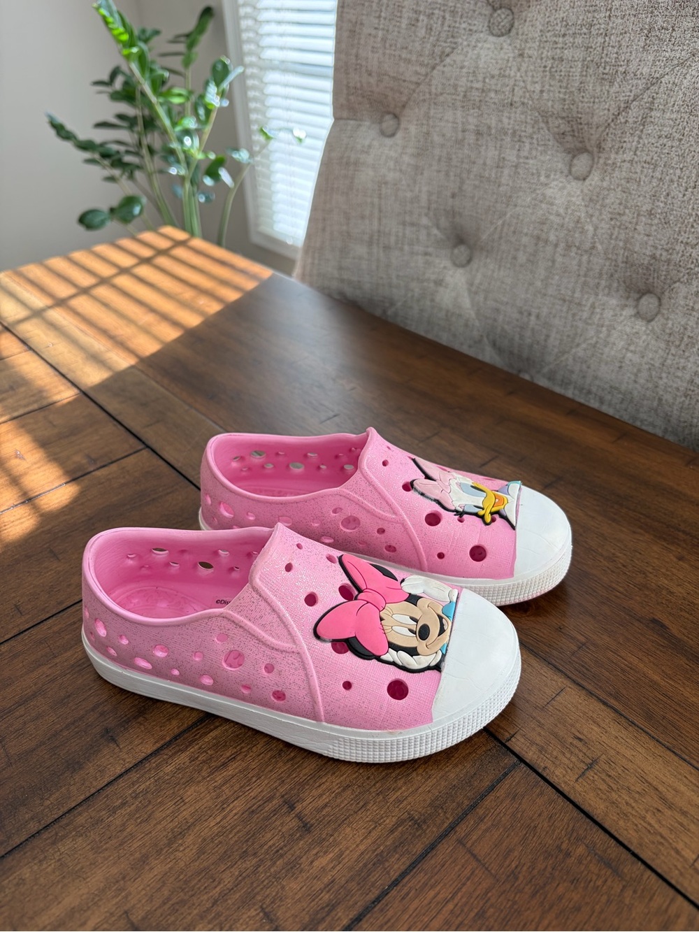 Disney Pink Minnie Mouse Kids Slip-On Water Shoes